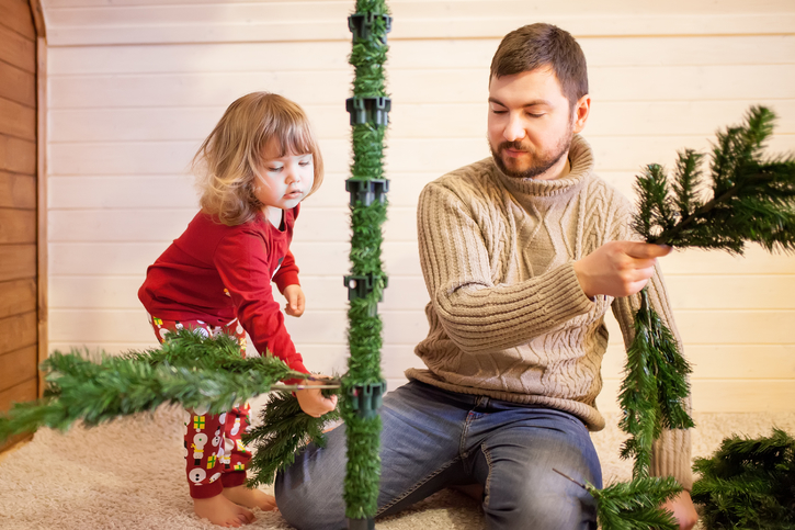 How to Avoid Holiday Decoration Injuries!