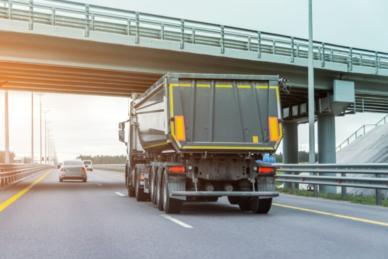 Newport Beach Truck Accident Lawyer